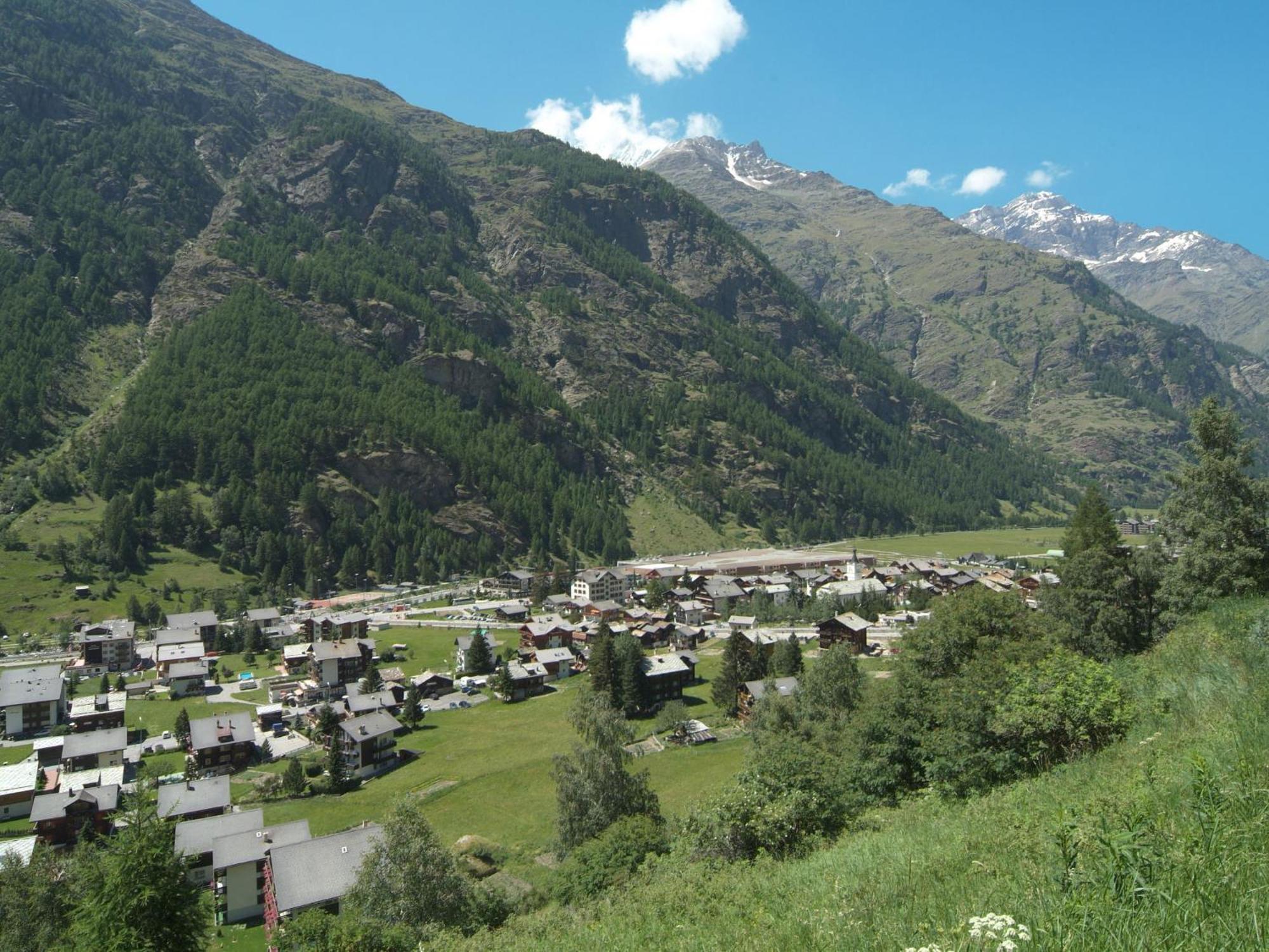 Apartment Haus Whymper Edward Suite By Interhome Zermatt Exteriör bild