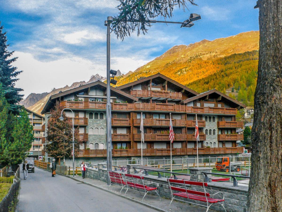 Apartment Haus Whymper Edward Suite By Interhome Zermatt Exteriör bild