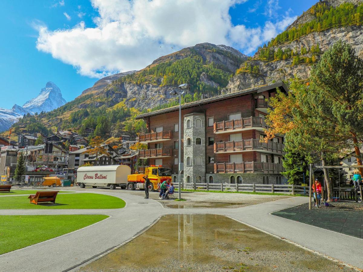 Apartment Haus Whymper Edward Suite By Interhome Zermatt Exteriör bild